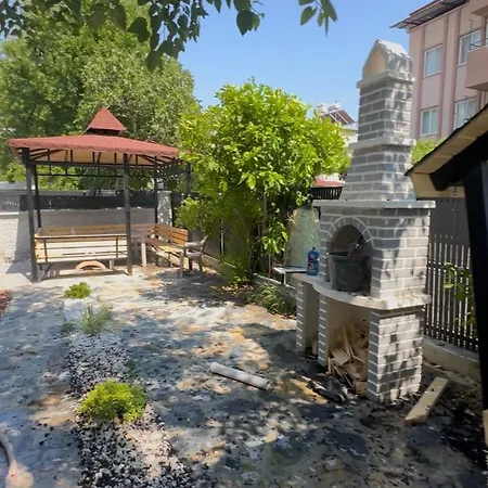 Апартаменты In The Center, 6-7 Minutes To The Airport, Close To The Sea And Coves Даламан