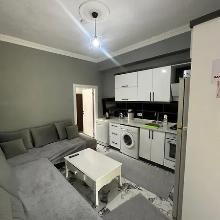 In The Center, 6-7 Minutes To The Airport, Close To The Sea And Coves Даламан