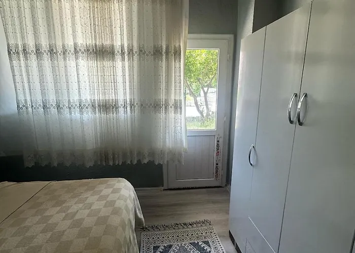 Apartamento In The Center, 6-7 Minutes To The Airport, Close To The Sea And Coves *